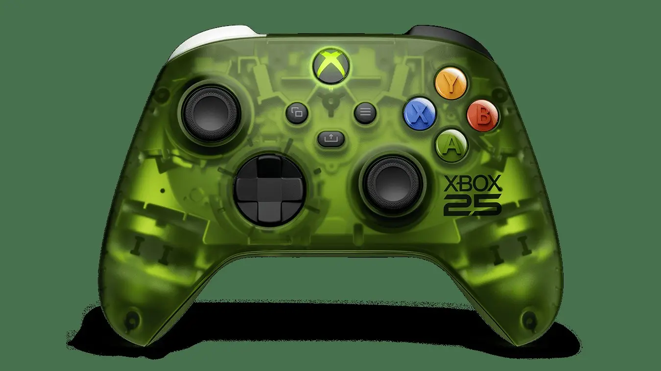El control Xbox X25 por los 25 años ya está a la venta: verde translúcido y un fondo dinámico inspirado en la Xbox original
